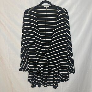 NWT CURFEW LIGHT STRIPE FLOWY CARDIGAN (Xl)